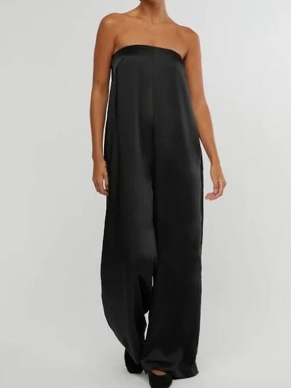 WEWOREWHAT Strapless Wide Leg Jumpsuit Black Silky Charmeuse NWT 00